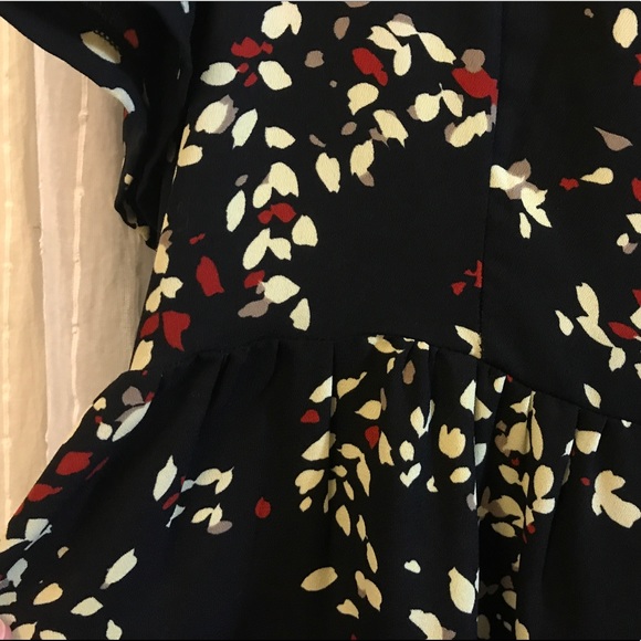 Matrushka Construction Black Floral Print Short Sleeve Maxi Dress - Picture 4 of 10